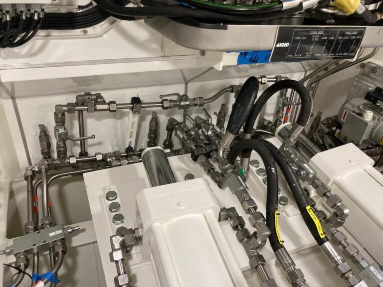 MHM13 yachting maintenance hydraulique verrins monaco cannes